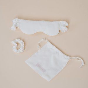 NEW Half Asleep Ruffle Sleep Mask & Scrunchie Set in Cloud/White